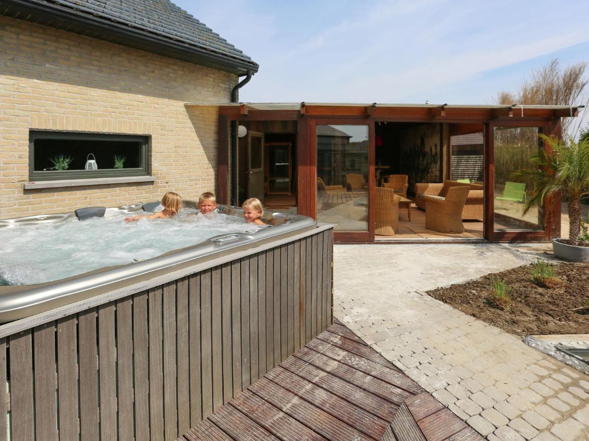 Splendid Villa In Middelkerke With Sauna Bubble Bath Zewnętrze zdjęcie